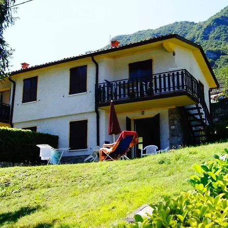 Flavia Double Apartment Crone